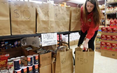 Stamford’s New Covenant Center collects food donations ahead of Thanksgiving